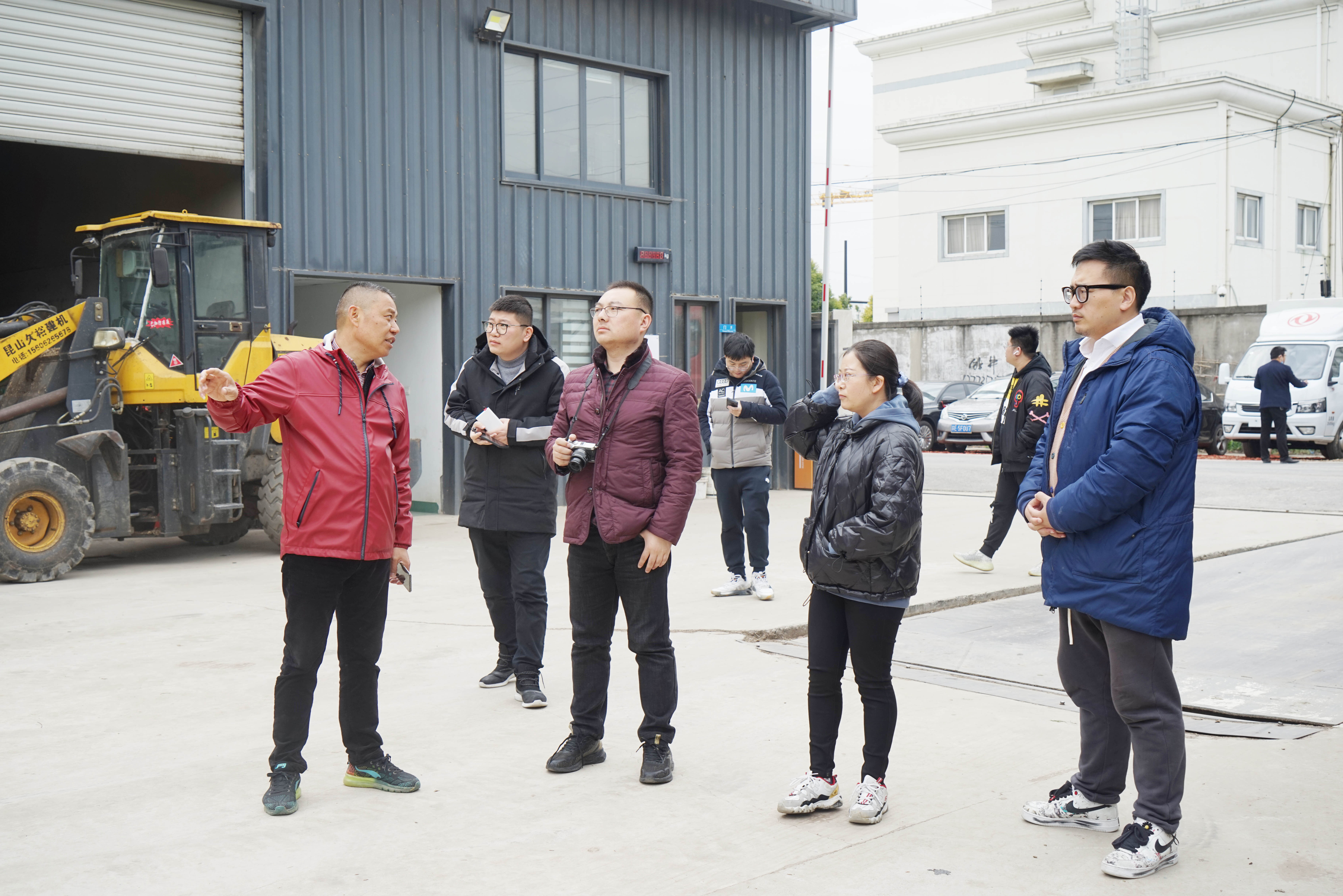 盐城市城乡建设与园林科学研究所领导莅临考察